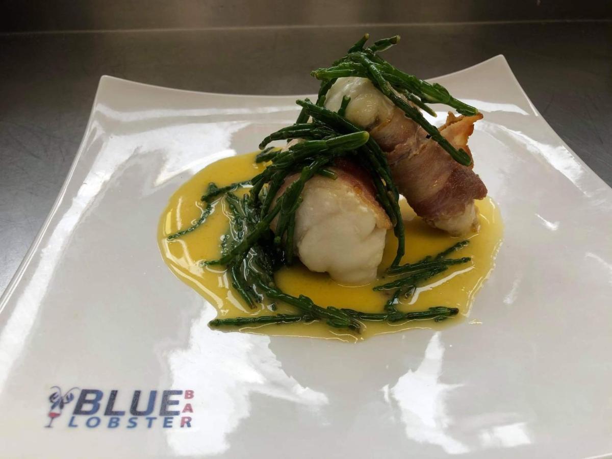 Saint Margarets Hope Murray Arms Hotel And Seafood Restaurant, Orkney מראה חיצוני תמונה