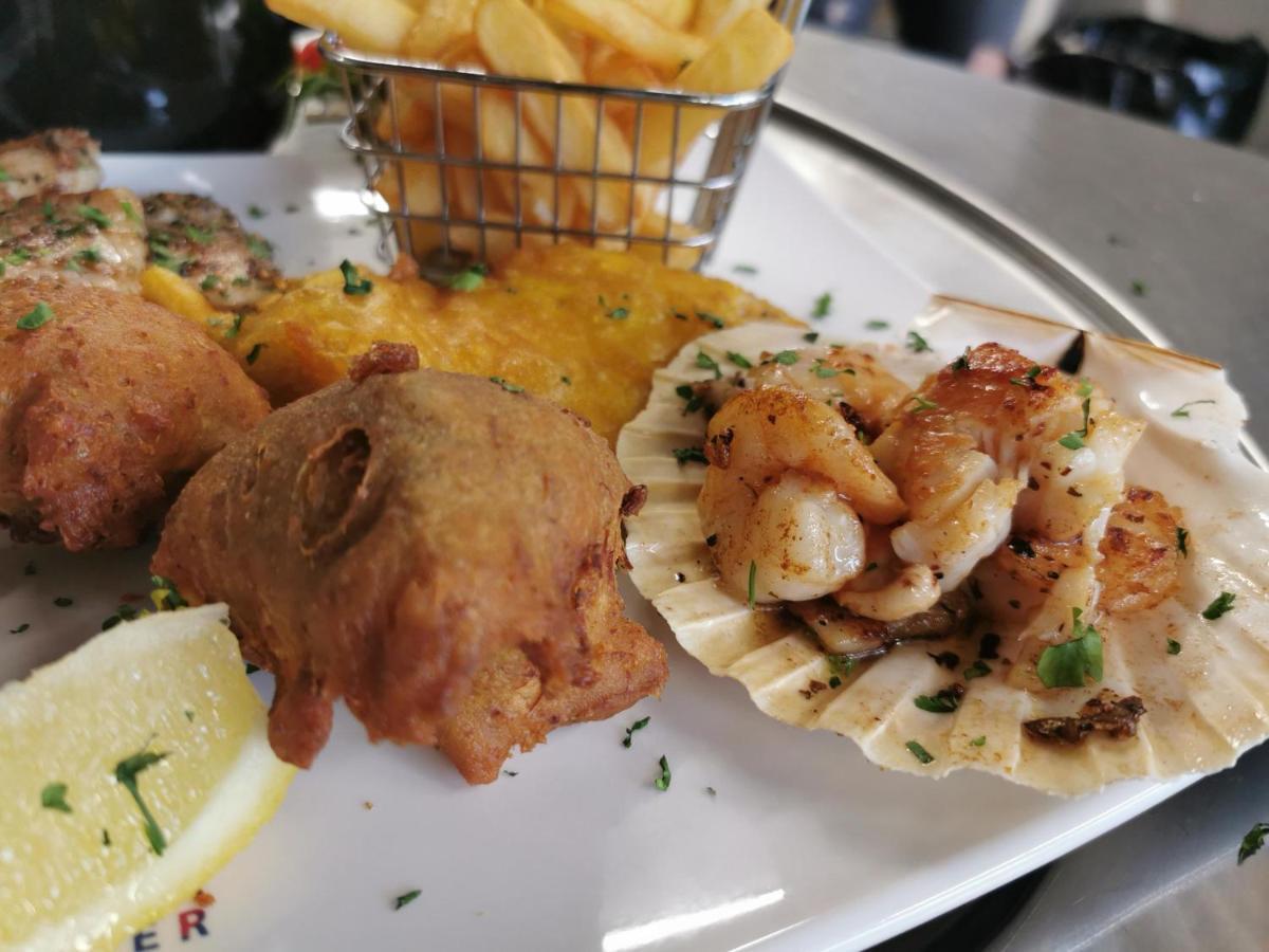 Saint Margarets Hope Murray Arms Hotel And Seafood Restaurant, Orkney מראה חיצוני תמונה
